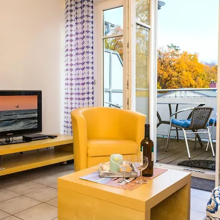 Haus Isabella Mit 2 Apartment Zinnowitz